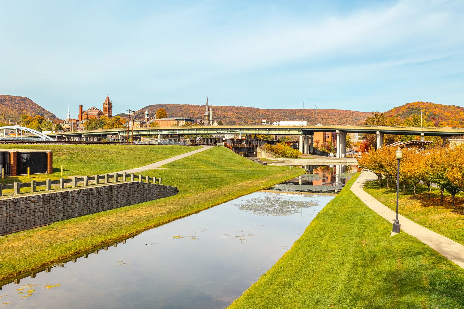 Week 4 Fall Canal Place Cumberland 6