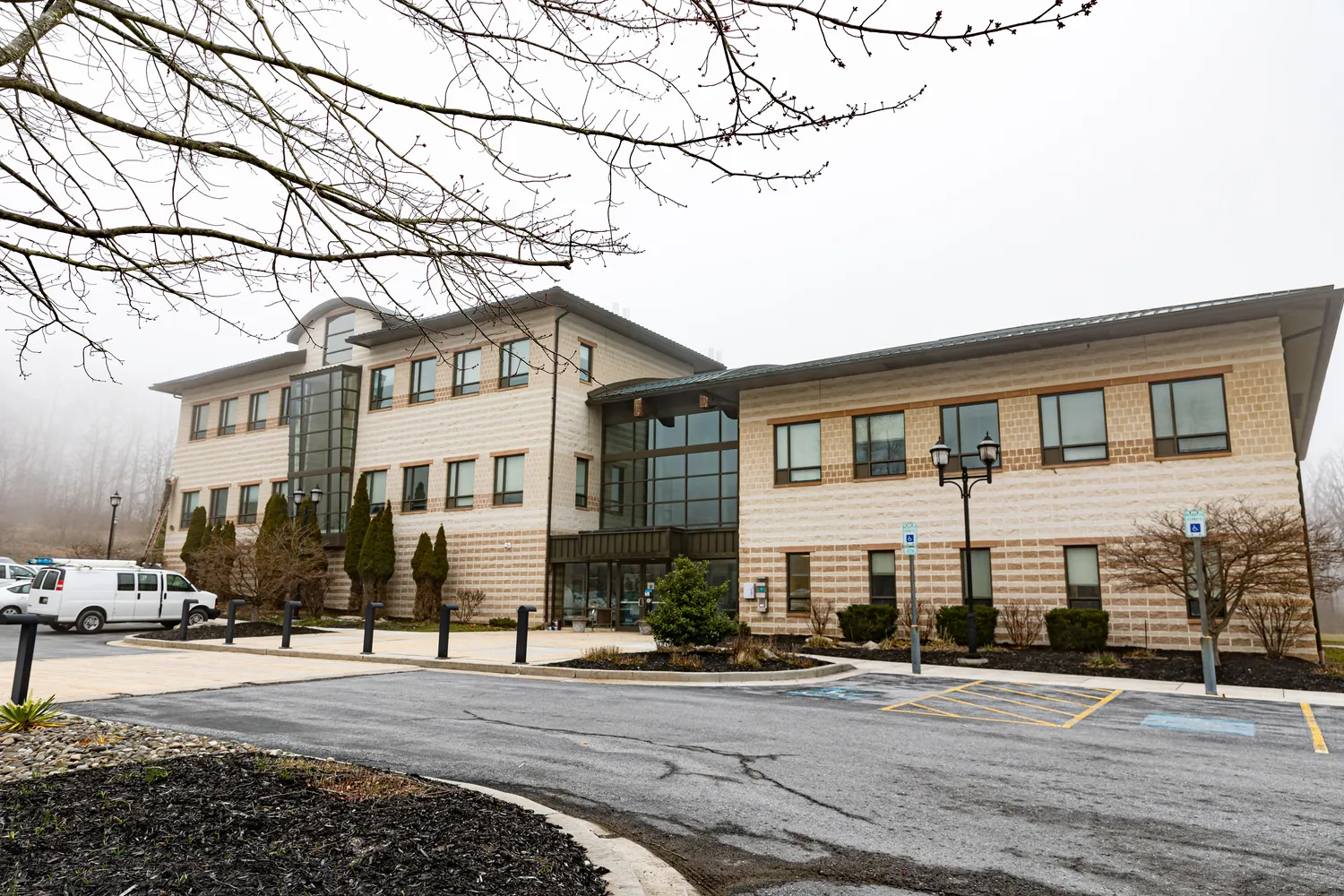 Exterior image of the UMCES Appalachian Lab building